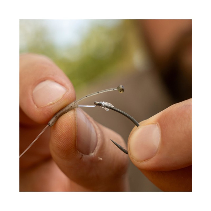 Aligneur De Ligne Avid Carp Outline Flecktone D-Rig Kicker